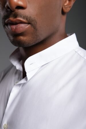 Chemise casual col mao blanche