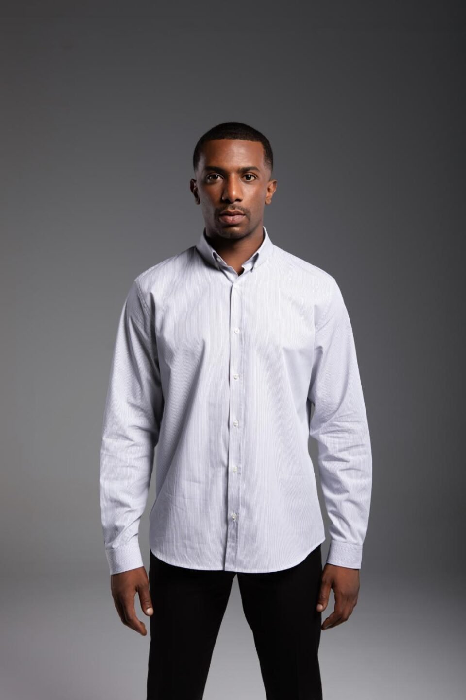 Chemise casual blanche (col boutonné)